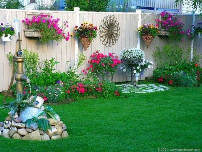 Garden wall decor outdoor